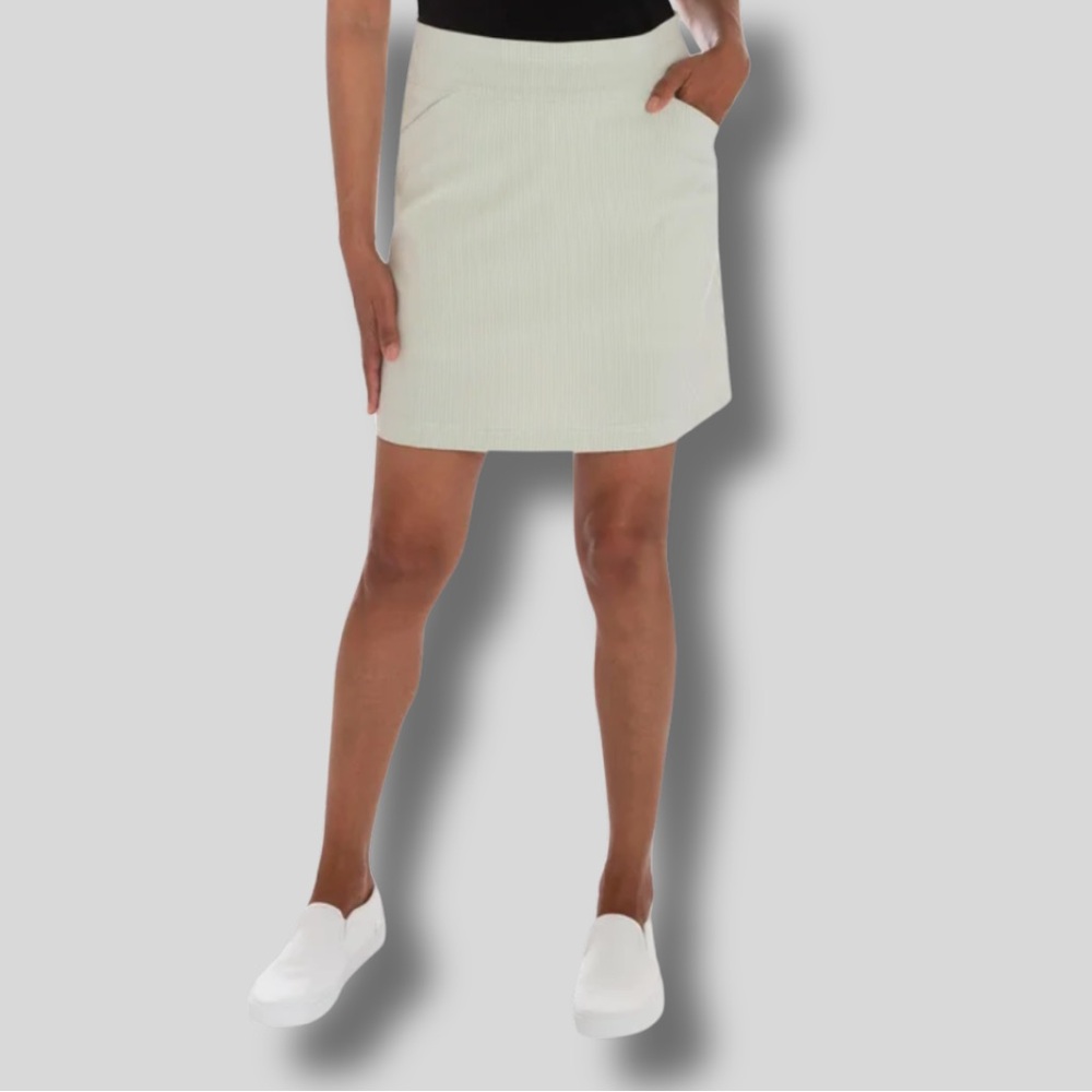Mario Serrani Women's Green Striped Skort w/ Pockets